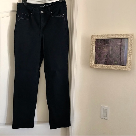 Jeans~Detailed / Like New / Style & Co / Host Pick - Picture 15 of 15